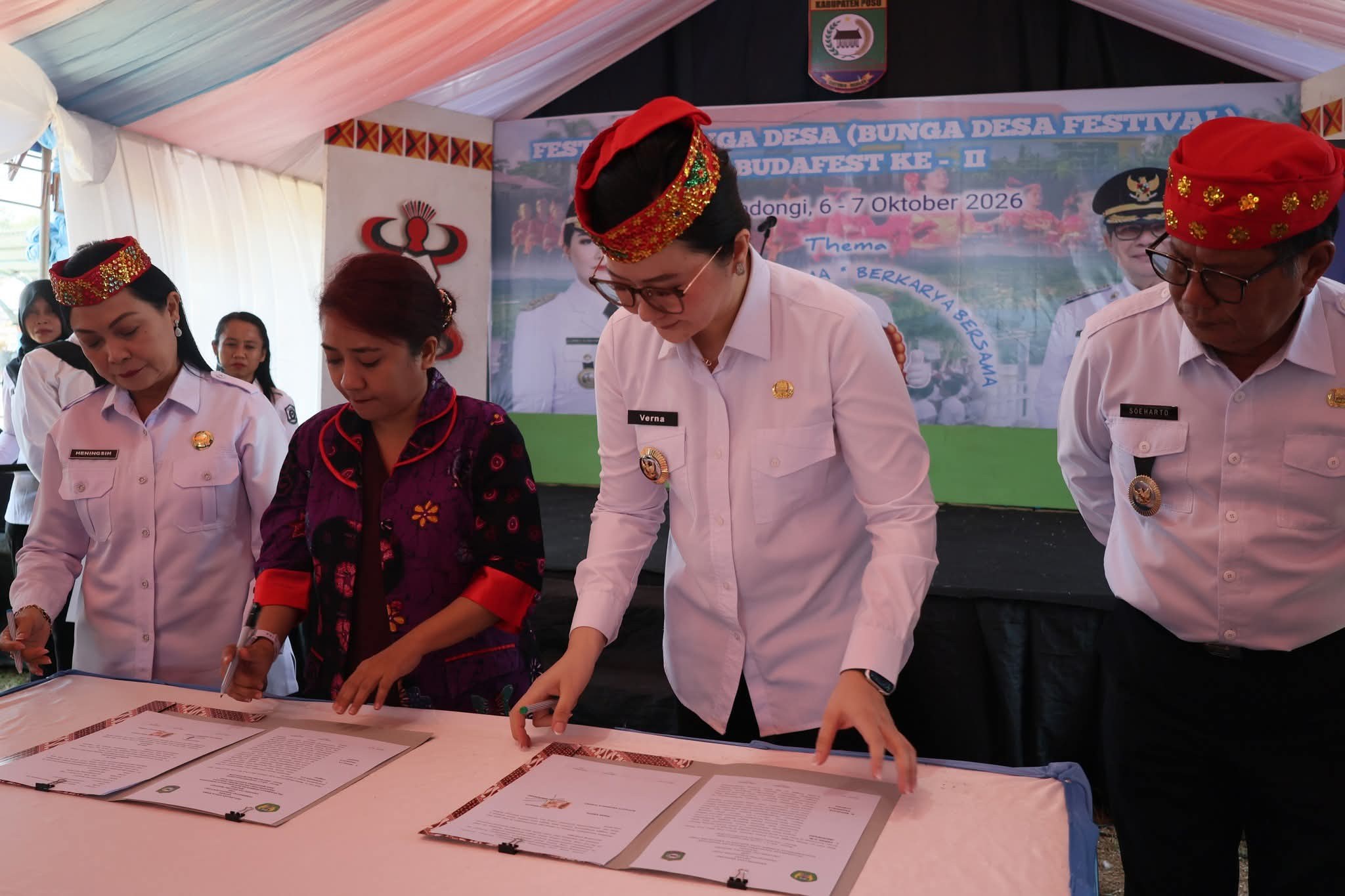 Festival Bunga Desa Poso Resmi Dibuka, Program 1.000 Sarjana Diluncurkan