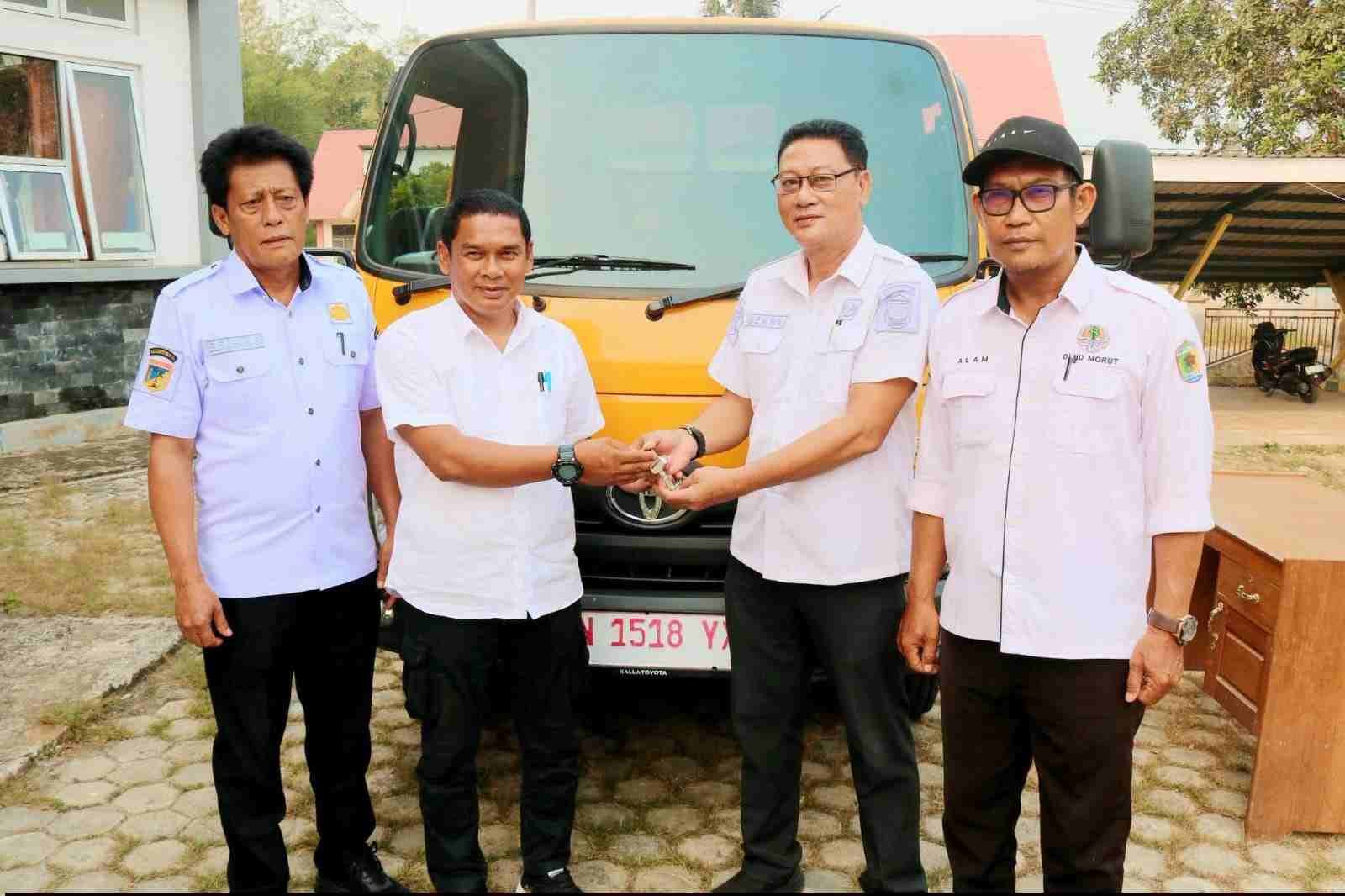 Truk Sampah Baru Perkuat Kebersihan Lembo