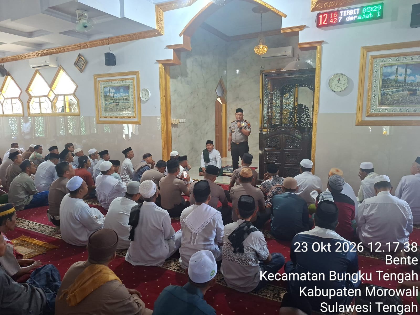 Jumat Keliling, Kapolres Morowali Ajak Masyarakat Jaga Kamtibmas dan Cegah Karhutla