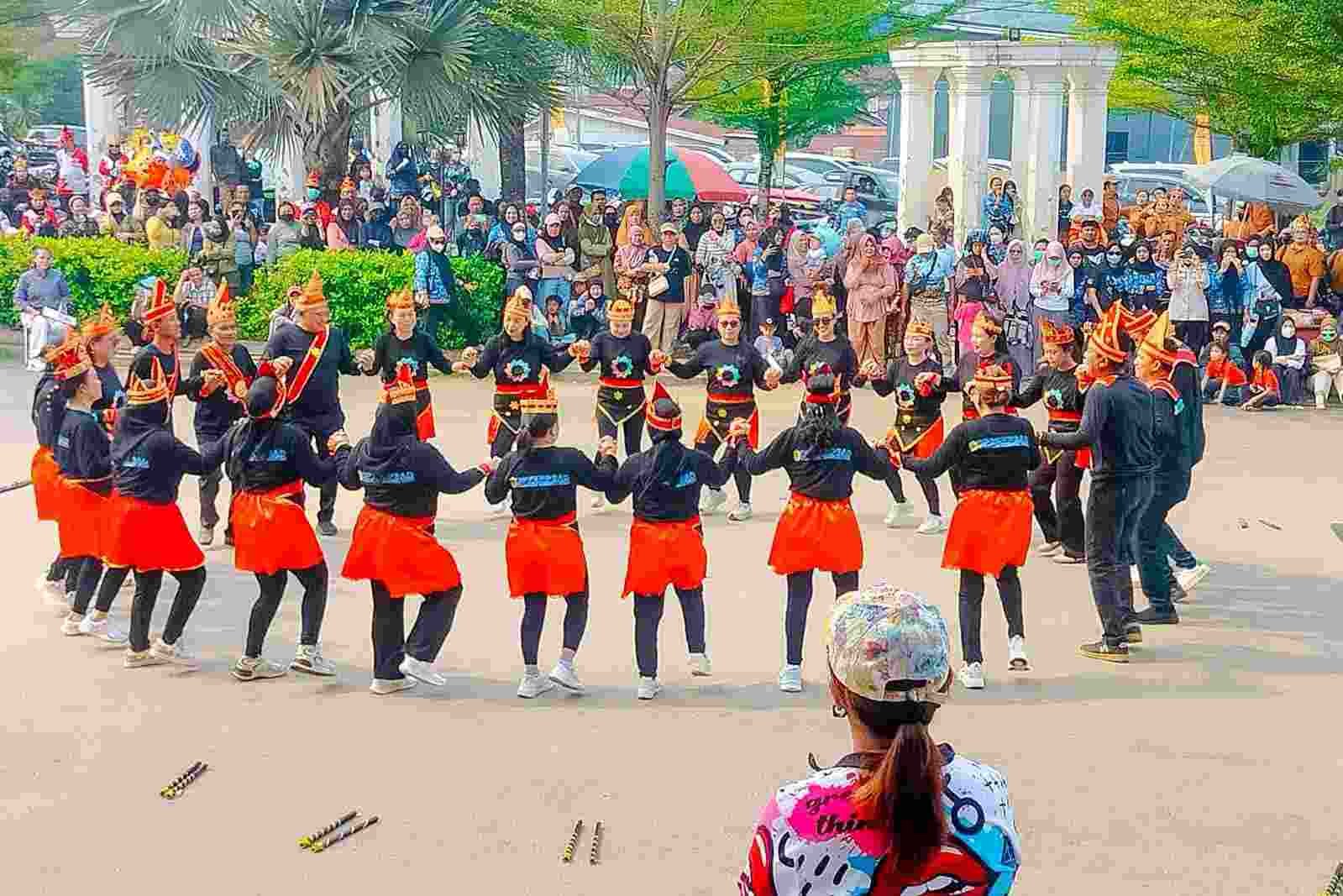 Puskesmas Tomata Juara Dero Kreasi HUT ke-13 Morut
